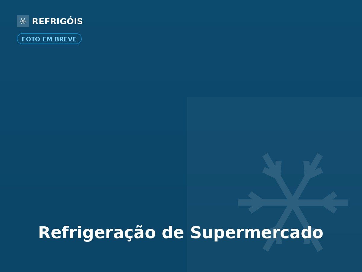 Corredor de supermercado com sistema de refrigeração comercial em operação
